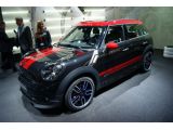 New MINI Countryman JCW and Clubvan concept in Geneva