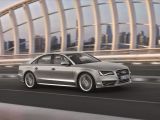 Audi S8 2013
