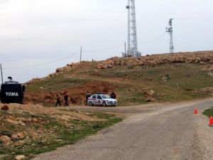 Şırnakta askeri aracın geçişi sırasında patlama: 7 asker yaralı Şırnakta askeri aracın geçişi sırasında patlama: 7 asker yaralı