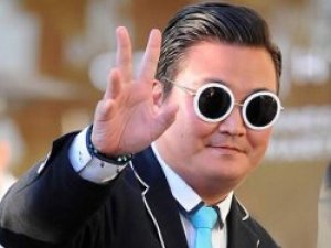 Cannes'de Sahte Psy