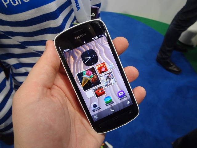 41 megapikselli telefon 12