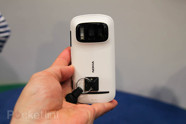 41 megapikselli telefon 13