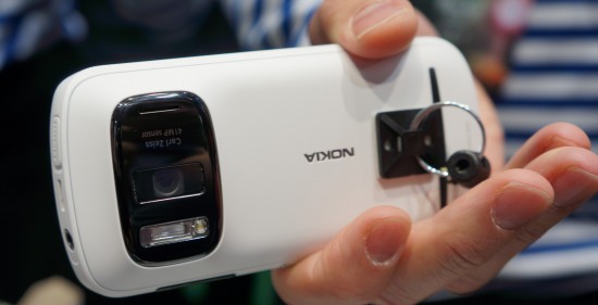 41 megapikselli telefon 9