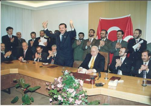Hiç yayınlamayan kareleriyle Erbakan 107