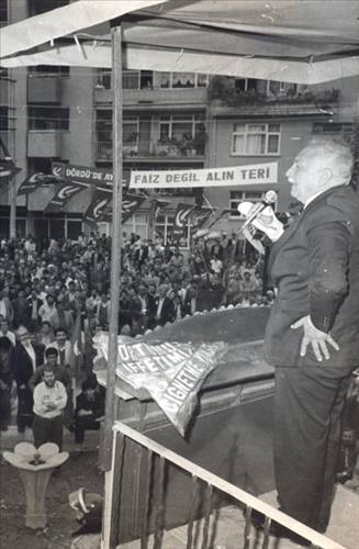 Hiç yayınlamayan kareleriyle Erbakan 54