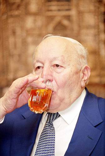 Hiç yayınlamayan kareleriyle Erbakan 77