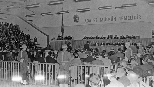 Türkiye'nin darbe tarihi 12