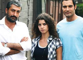 Ünlü oyuncu sette ölümden döndü 30