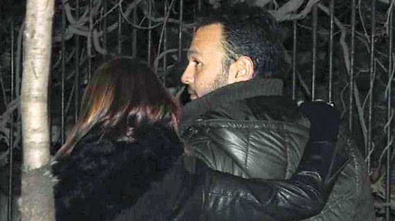 Ali Sunal'ı böyle teselli ettiler 1