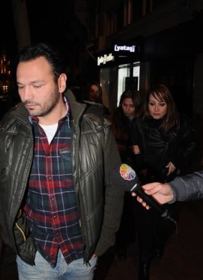 Ali Sunal'ı böyle teselli ettiler 10