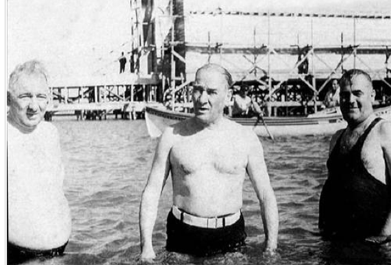Cumhurbaşkanlığı tarafından hazırlanmış Atatürk'ün gün yüzüne çıkmamış fotoğrafları 10