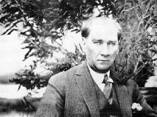 Cumhurbaşkanlığı tarafından hazırlanmış Atatürk'ün gün yüzüne çıkmamış fotoğrafları 17
