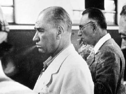 Cumhurbaşkanlığı tarafından hazırlanmış Atatürk'ün gün yüzüne çıkmamış fotoğrafları 19