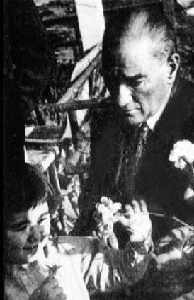 Cumhurbaşkanlığı tarafından hazırlanmış Atatürk'ün gün yüzüne çıkmamış fotoğrafları 25