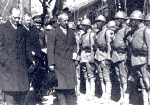 Cumhurbaşkanlığı tarafından hazırlanmış Atatürk'ün gün yüzüne çıkmamış fotoğrafları 37