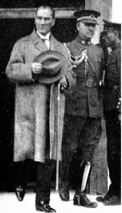 Cumhurbaşkanlığı tarafından hazırlanmış Atatürk'ün gün yüzüne çıkmamış fotoğrafları 7