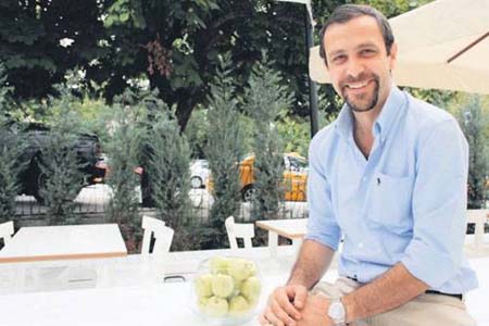 Ünlülerin ünlü olmadan önceki meslekleri 15