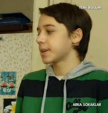 Kameralar önünde büyüyen çocuklar 18