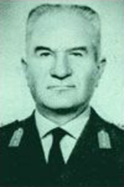 22 yıl o koltukta oturan tek isim 14