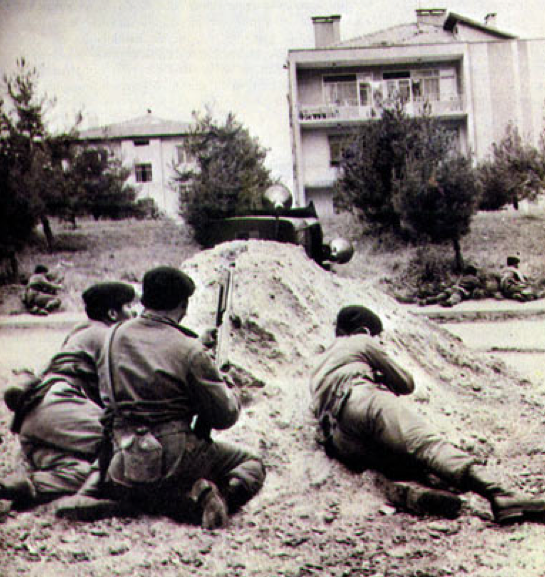 12 Eylül'ün ilk kez yayınlanan kareleri 53