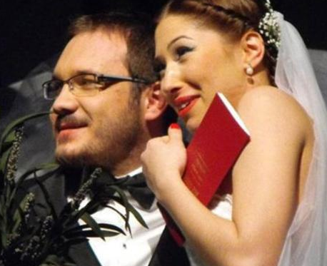 Ünlülerin eşleri ne iş yapıyor? 10