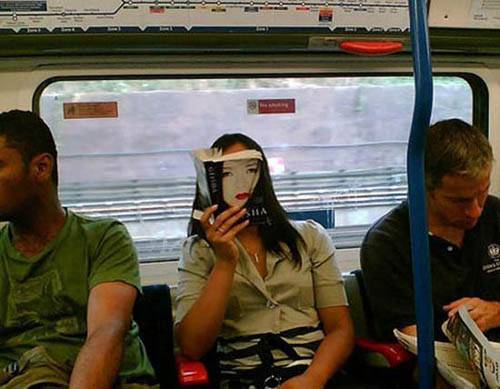 Dünya metrolarından komik kareler 7