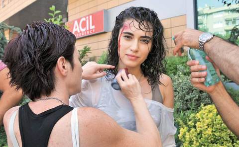 HT Magazin Keskin Bıçak dizisinin setinde! 1