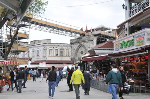 Bond için Kapalıçarşı'ya köprü kuruldu 1