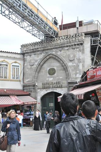 Bond için Kapalıçarşı'ya köprü kuruldu 2