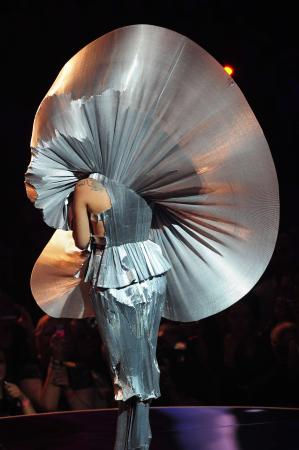 Bir kez daha Lady Gaga 24