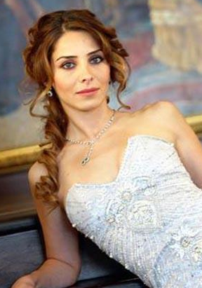 Eski eşinin soyadını taşıyan ünlüler 2