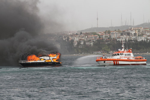 Teknede can pazarı 17