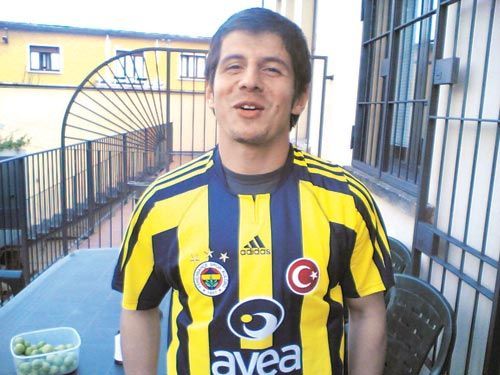 Emre'nin vukuatları bitmiyor! 33