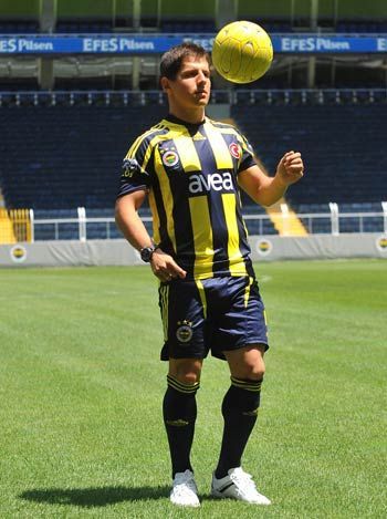 Emre'nin vukuatları bitmiyor! 36