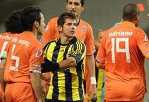 Emre'nin vukuatları bitmiyor! 41