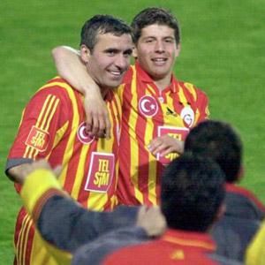 Emre'nin vukuatları bitmiyor! 51