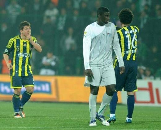 Emre'nin vukuatları bitmiyor! 54