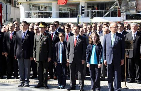 Yurtta 23 nisan çoşkusu böyle yaşanıyor! 37