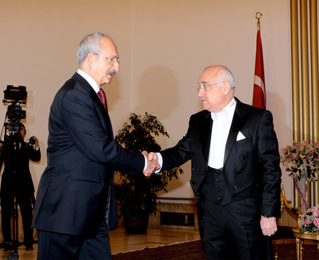 Liderler 23 Nisan'da buluştu 12