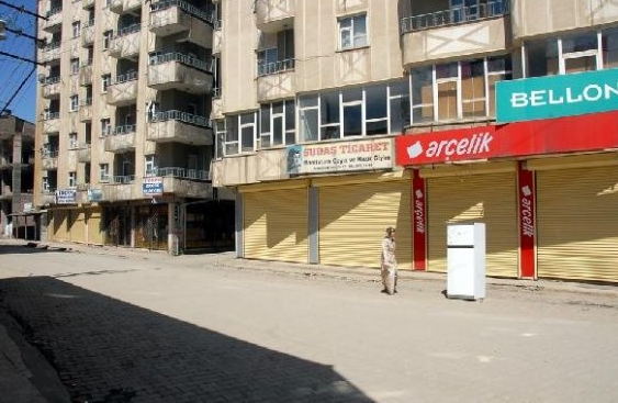 PKK tehdit etti kepenkler açılmadı 4