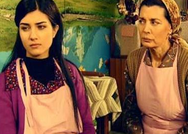 Bu küçük kız şimdi çok ünlü 52