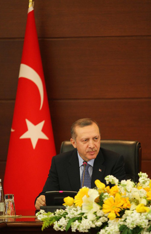 Minikler Erdoğan'ın koltuğuna oturdu 2