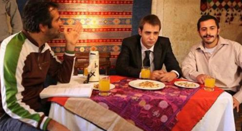 Dizi setlerinde şekilden şekilde giren ünlüler 28