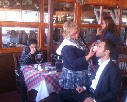 Dizi setlerinde şekilden şekilde giren ünlüler 41