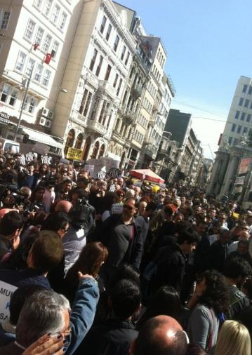 Beyoğlu'nda 'Şehir Tiyatroları' eylemi! 1
