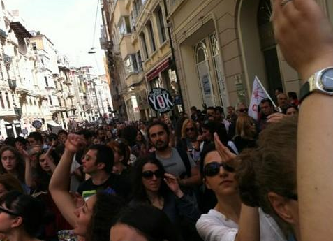 Beyoğlu'nda 'Şehir Tiyatroları' eylemi! 11