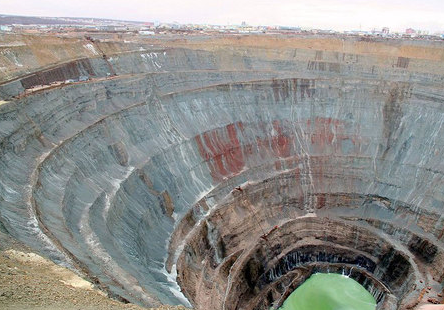 Buradan uçak geçmesi yasak! 15