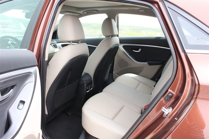 Hyundai i30 1.6 CRDi Elite Foto Galeri Arabam.com 21