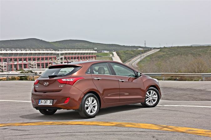 Hyundai i30 1.6 CRDi Elite Foto Galeri Arabam.com 5