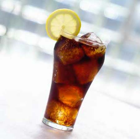 1 bardak kola 1 saatte vücütta neler yapıyor? 8